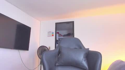 JBrooksXx online show from 09.21.25