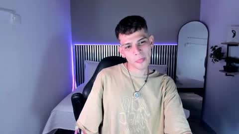 Snapshot of jasson_smit chatting on 11.26.25 J A S S O N online show from 11.26.25