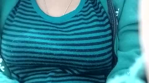 Snapshot of jasspreettt chatting on 12.02.25 jasspreettt online show from 12.02.25