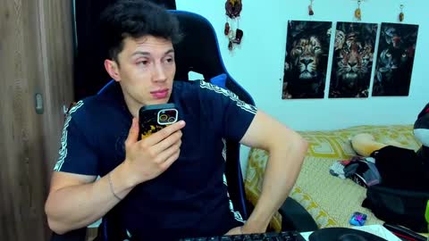 Snapshot of javiersexymann chatting on 01.11.25 Javier online show from 01.11.25