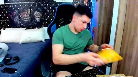 Javier online show from 07.25.26