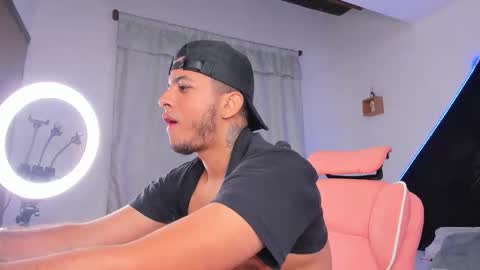 Snapshot of jax_r chatting on 02.10.26 Jax online show from 02.10.26