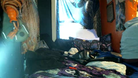 Snapshot of jax_skyfallin chatting on 02.18.25 jaxxx666 online show from 02.18.25