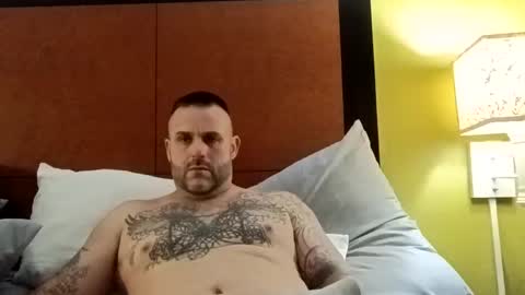 jay_banks0420 online show from 10.05.25