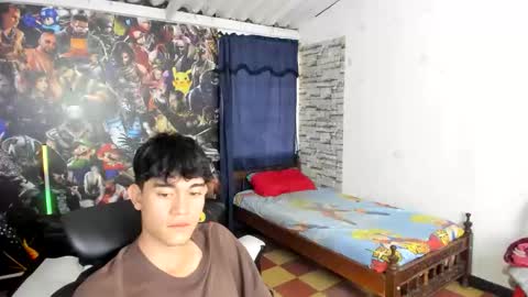 Snapshot of jay_orange chatting on 11.25.25 JAY ORANGE online show from 11.25.25