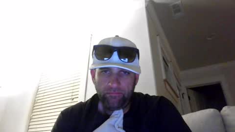 Snapshot of jaybee8112 chatting on 07.13.26 jaybee8112 online show from 07.13.26