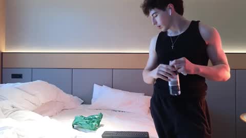 Snapshot of jaycex_69 chatting on 02.06.25 THE HOUSE online show from 02.06.25