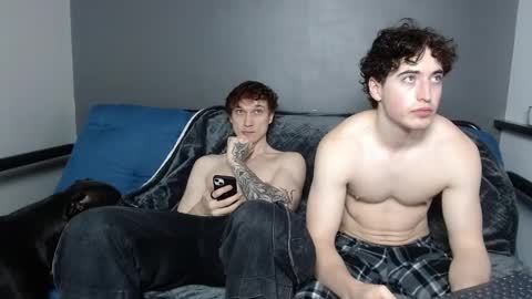 Snapshot of jaycex_69 chatting on 02.21.25 THE HOUSE online show from 02.21.25