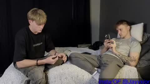 Snapshot of jaycex_69 chatting on 09.30.25 THE HOUSE online show from 09.30.25