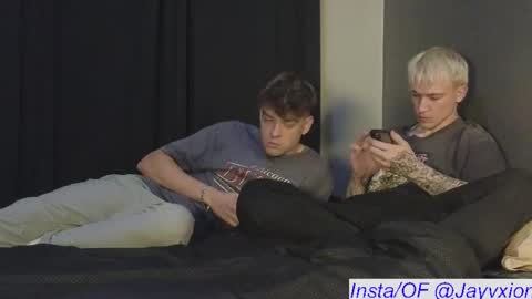 Snapshot of jaycex_69 chatting on 11.09.25 THE HOUSE online show from 11.09.25