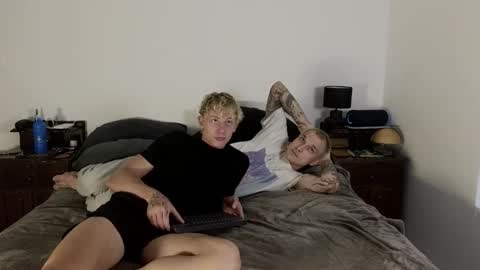 Snapshot of jaycex_69 chatting on 01.17.26 THE HOUSE online show from 01.17.26