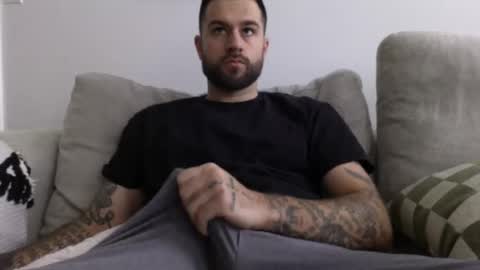 Snapshot of jayg333 chatting on 12.05.25 jayg333 online show from 12.05.25