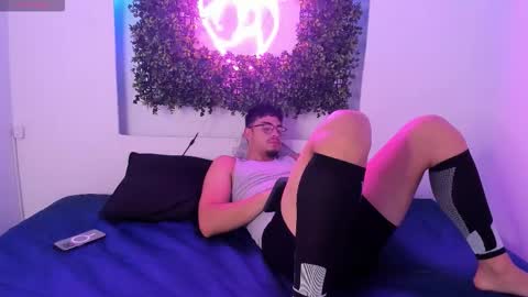 Snapshot of jaygrip chatting on 01.17.26 Jay online show from 01.17.26