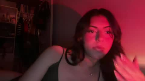 Snapshot of jayla_yen chatting on 07.15.26 Jayla online show from 07.15.26