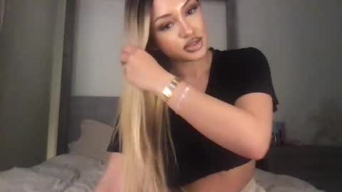 Snapshot of jaylababy24 chatting on 10.05.25 Jayla online show from 10.05.25