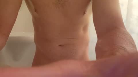 Snapshot of jaysmitty696924 chatting on 06.19.26 jaysmitty696924 online show from 06.19.26