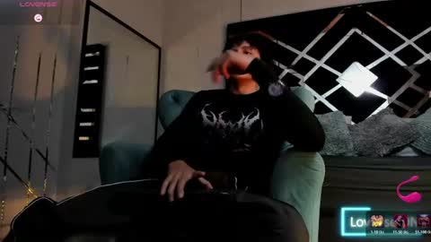 Snapshot of jaytaylorr chatting on 06.17.26 Jay Taylor online show from 06.17.26