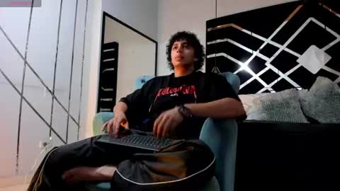 Snapshot of jaytaylorr chatting on 07.03.26 Jay Taylor online show from 07.03.26