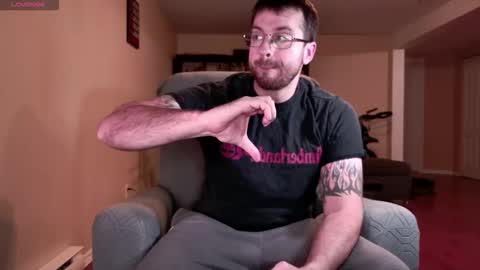 Snapshot of jayxcee_official chatting on 12.22.25 jayxcee OFFICIAL online show from 12.22.25