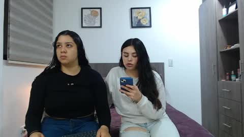 Jazmin and Scarlett online show from 05.12.26