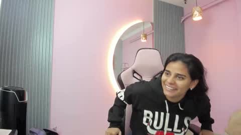 jazmin  online show from 09.26.25