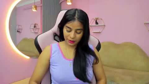 jazmin  online show from 10.01.25