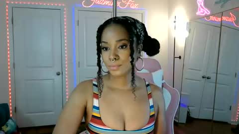 Jazmine Fox online show from 05.18.26