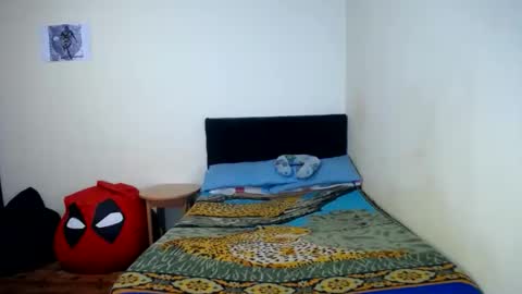 Snapshot of jboy_s chatting on 09.26.25 jboy_s online show from 09.26.25