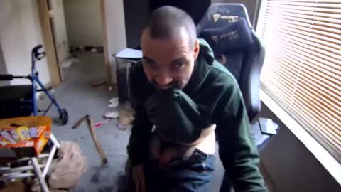 Snapshot of jburns87 chatting on 01.14.26 jburns87 online show from 01.14.26