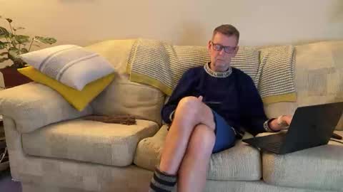 Snapshot of jcar57 chatting on 11.29.25 Jon online show from 11.29.25