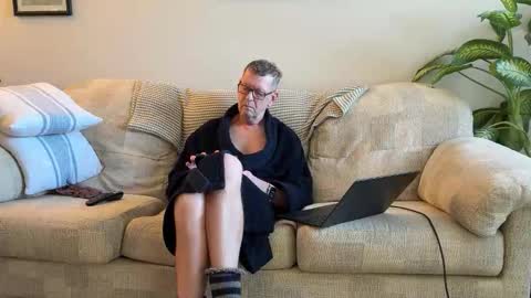 Snapshot of jcar57 chatting on 01.10.26 Jon online show from 01.10.26