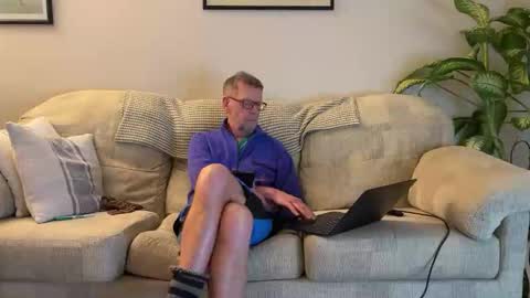 Snapshot of jcar57 chatting on 01.11.26 Jon online show from 01.11.26