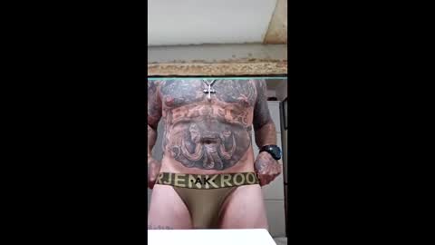 Snapshot of jdlicksgood chatting on 12.22.25 jdlicksgood online show from 12.22.25