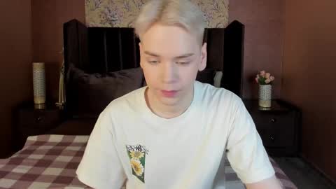 Snapshot of je_salvatore_bev chatting on 02.28.26 Salvatore online show from 02.28.26