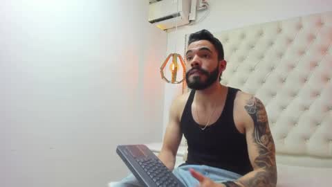 JEAN online show from 04.22.26