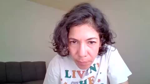 jeanneduval8888 online show from 05.30.26