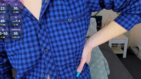 jeanniefox_ online show from 01.18.25