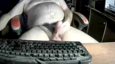 Snapshot of jeff_40962 chatting on 12.16.25 Jeffrey Sinclair online show from 12.16.25