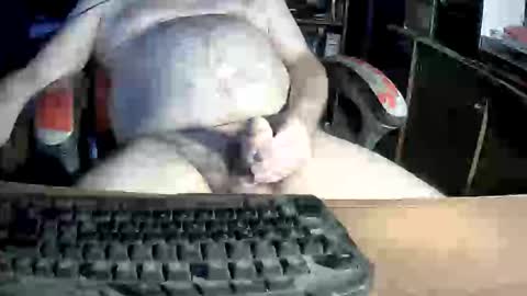 Snapshot of jeff_40962 chatting on 12.18.25 Jeffrey Sinclair online show from 12.18.25