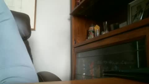 Snapshot of jeffbte315 chatting on 01.10.25 jeffbate online show from 01.10.25