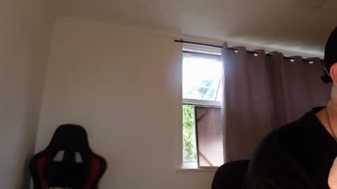 Snapshot of jefflowell_ chatting on 02.02.26 jefflowell_ online show from 02.02.26