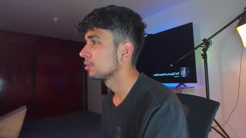 Snapshot of jei_cox chatting on 09.26.25 jei online show from 09.26.25