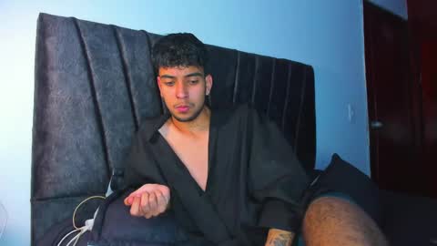 Snapshot of jei_cox chatting on 10.18.25 jei online show from 10.18.25