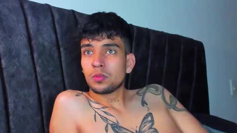 Snapshot of jei_cox chatting on 11.13.25 jei online show from 11.13.25