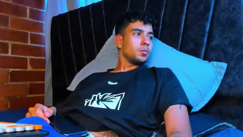 Snapshot of jei_cox chatting on 01.10.26 jei online show from 01.10.26