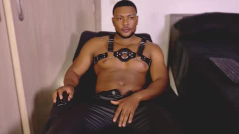 Snapshot of jeicowesst chatting on 12.17.25 jeicowesst online show from 12.17.25