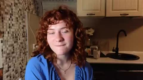 Snapshot of jelly_cherry chatting on 06.11.26 Emily online show from 06.11.26