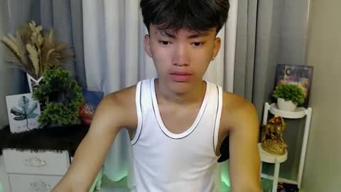 jemart_urnaughtboy online show from 04.10.26