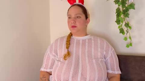 Snapshot of jenacooper__ chatting on 03.13.26 Jena online show from 03.13.26