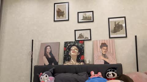 Snapshot of jenie_fire chatting on 05.29.26 Dolly online show from 05.29.26